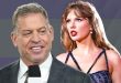 Troy Aikman Makes Special Offer to Taylor Swift